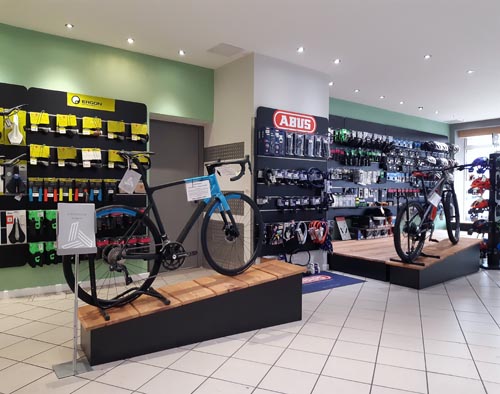 Radsalon Saarbrücken - Bikeshop Innenansicht 01