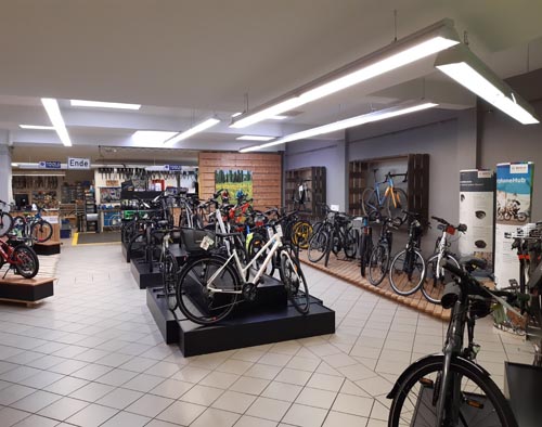 Radsalon Saarbrücken - Bikeshop Innenansicht 04